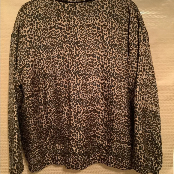 STUNT SPORTS~ 100% SILK-ANIMAL PRINT~LINED JACKET~ - Picture 3 of 6